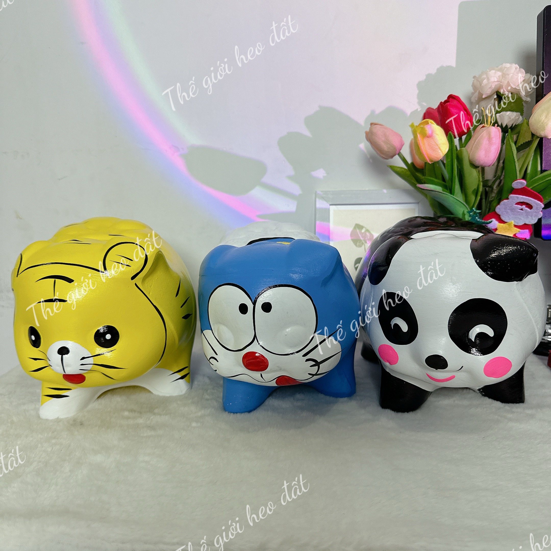 Heo đất tiết kiệm đẹp 2024, ống lợn dễ thương size hình doraemon, kitty, pikachu, gấu trúc