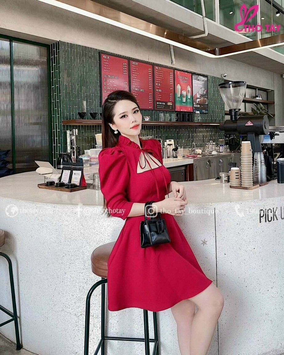 Đầm xòe tay phồng cổ thắt dây sang chảnh