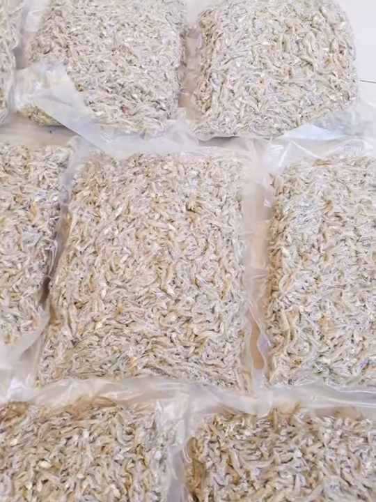 500g Khô cá cơm sữa/cá cơm ngần khô xuất khẩu loại 1 (đặc sản quê) - 200g