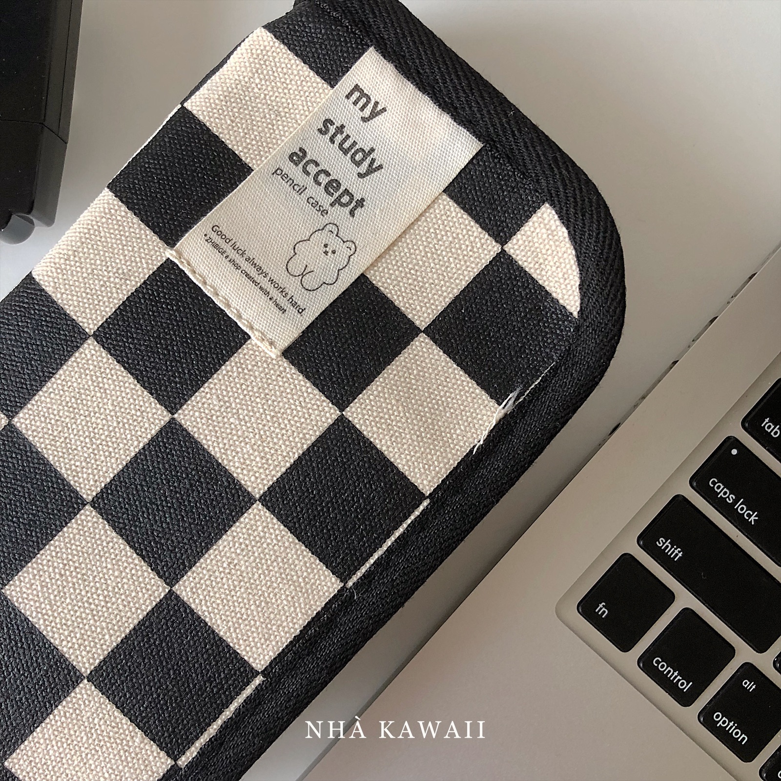 Hộp bút Caro chess-board trắng đen, túi đựng bút vải canvas dày