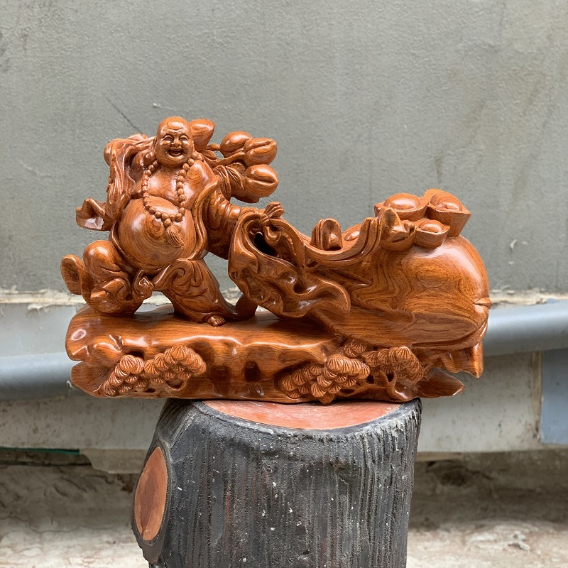 Tượng Di lặc kéo bao tiền gỗ hương