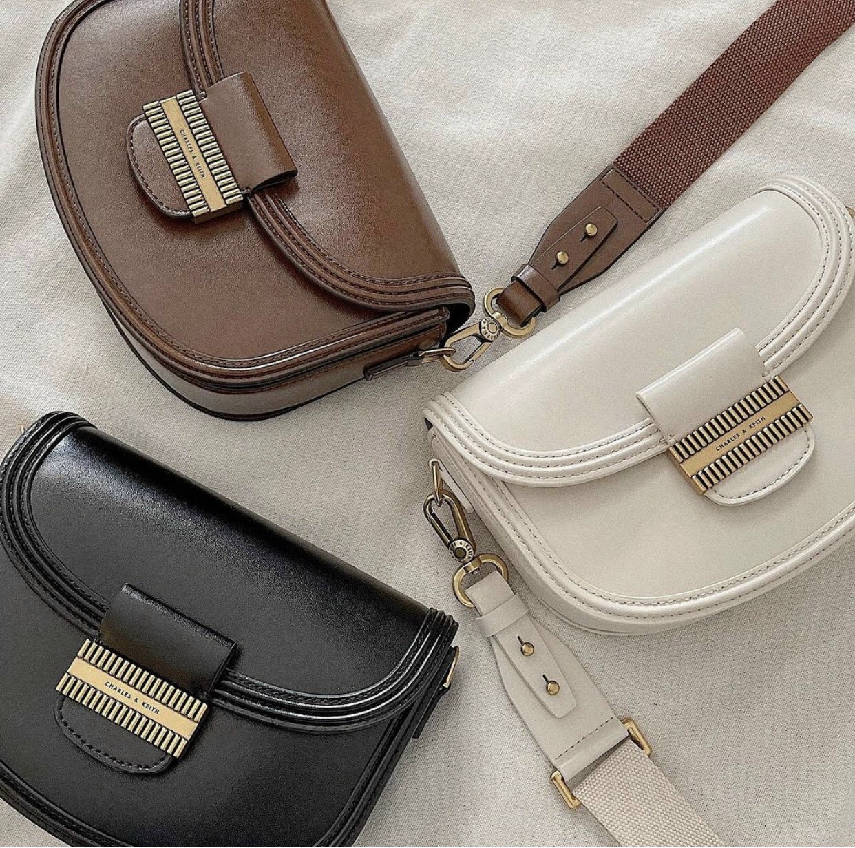 Túi Đeo Chéo Đeo Vai C N K Phím Đàn 3 Màu Sang Chảnh Size 23cm ( Auth Tuồn )