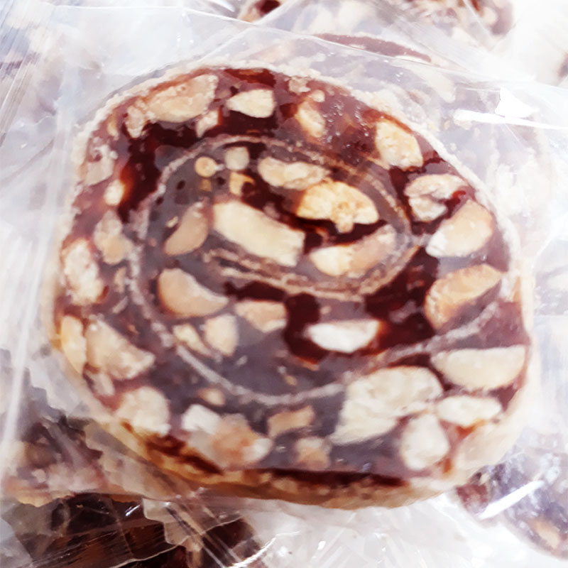 Mứt chuối béo cuộn bánh tráng 500g