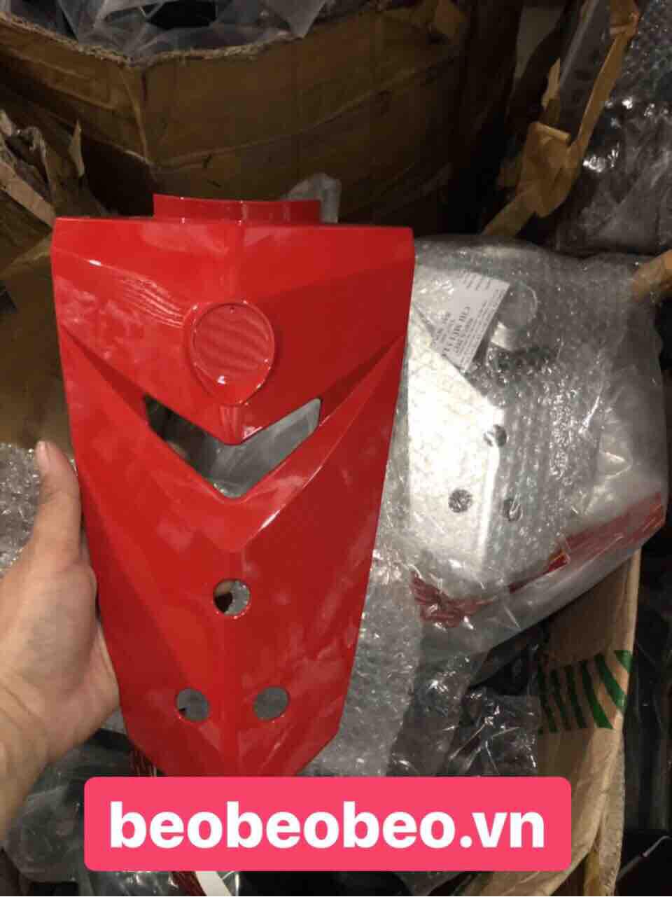 Mặt nạ sirius bắt rổ màu đỏ