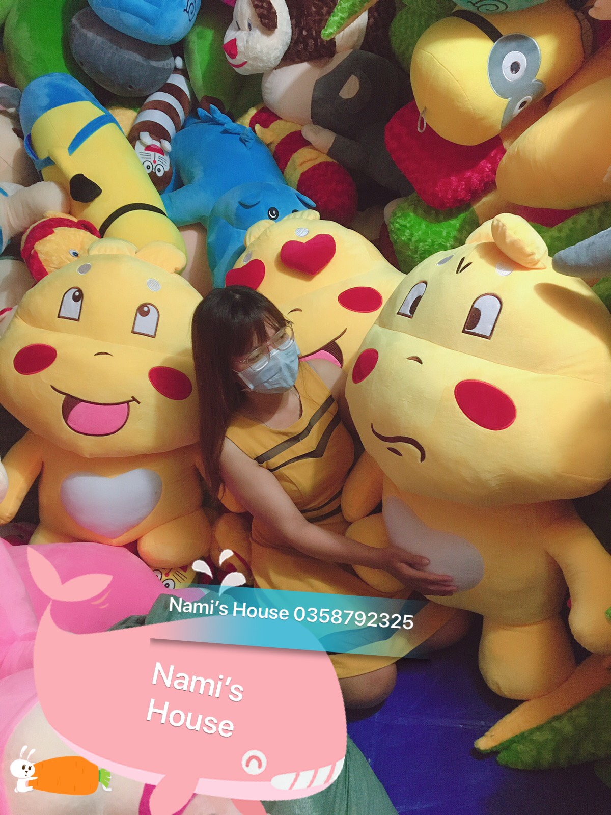 Gấu bông ong vàng - Có ong vàng ôm bánh rán hàng to mập