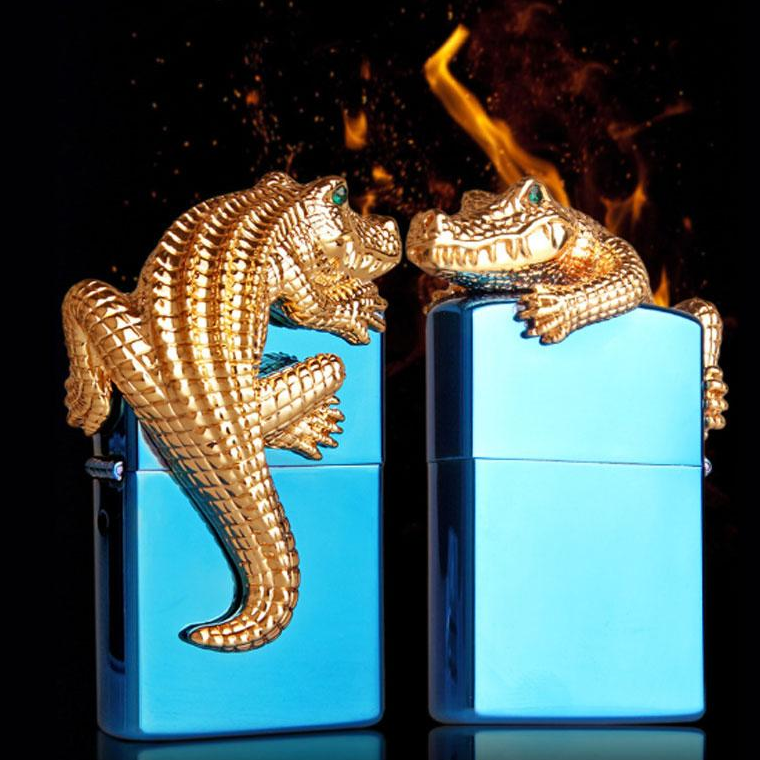 Bật Lửa Xăng Đá Chief CF1036L Ốp Nổi Hình Con Cá Sấu Độc Đáo Mới Lạ