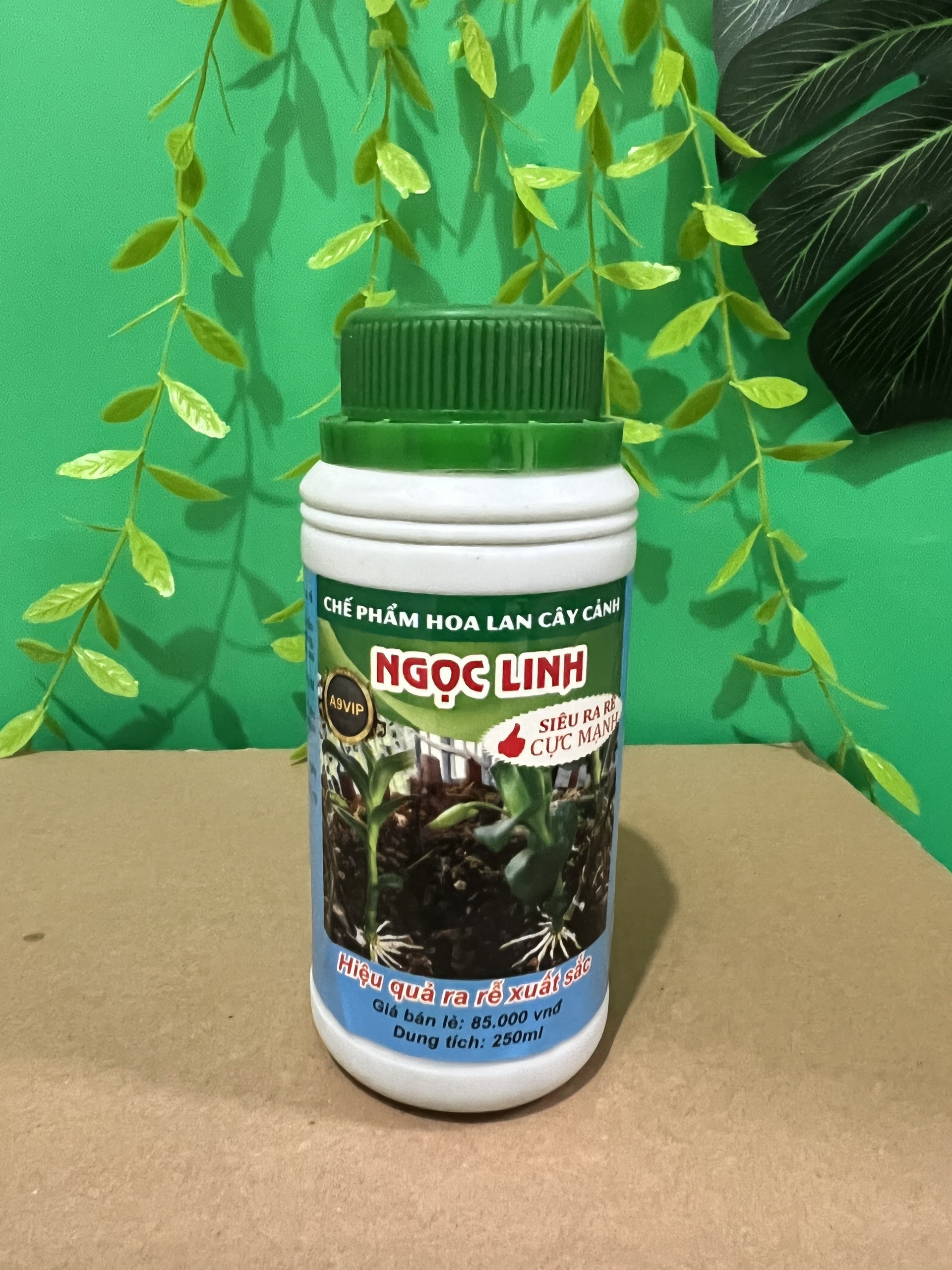 Siêu kích rễ cực mạnh Ngọc Linh A9 bổ sung dưỡng chất chuyên dùng cho hoa lan 250ml