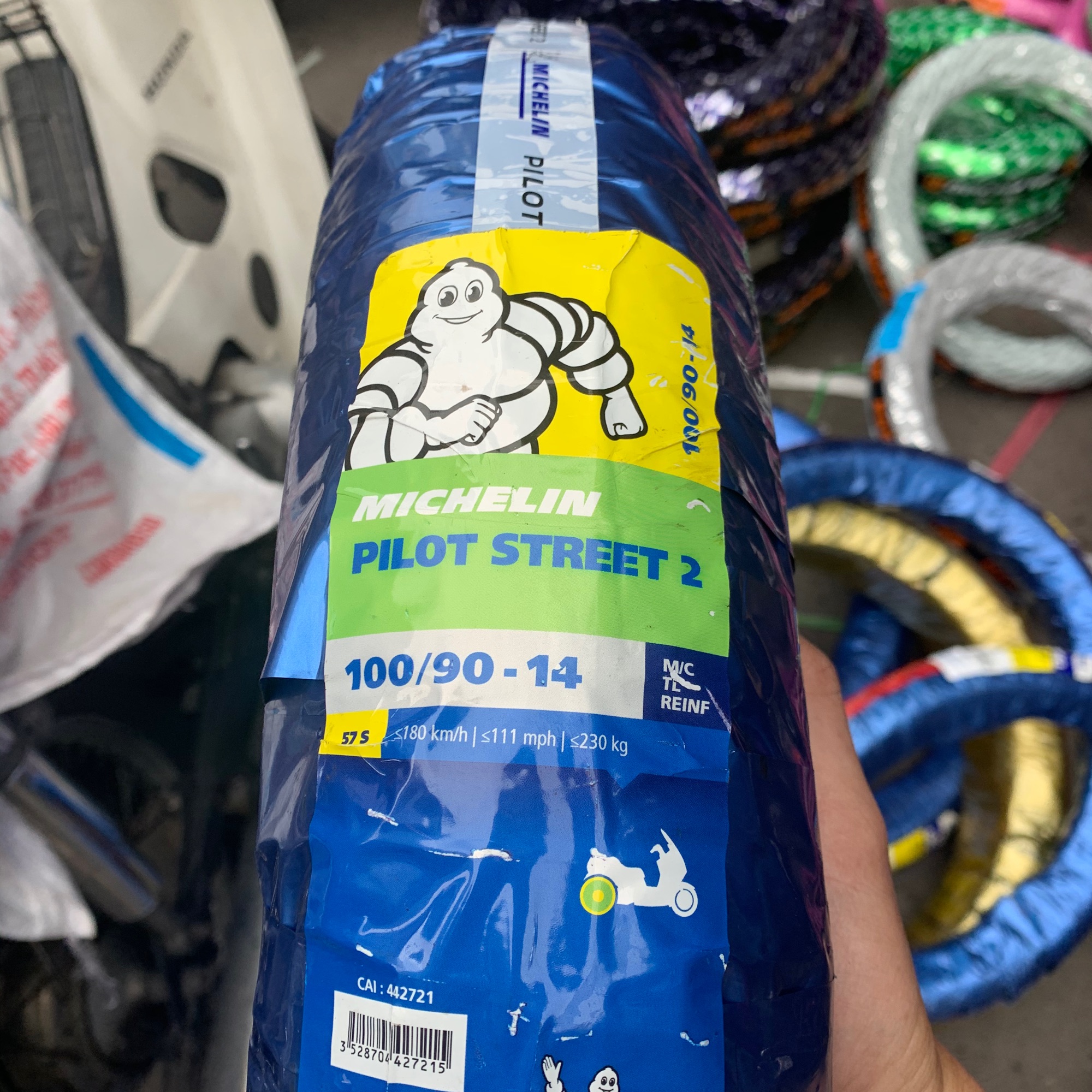 Vỏ michelin 100/90/14 dòng pcx vario