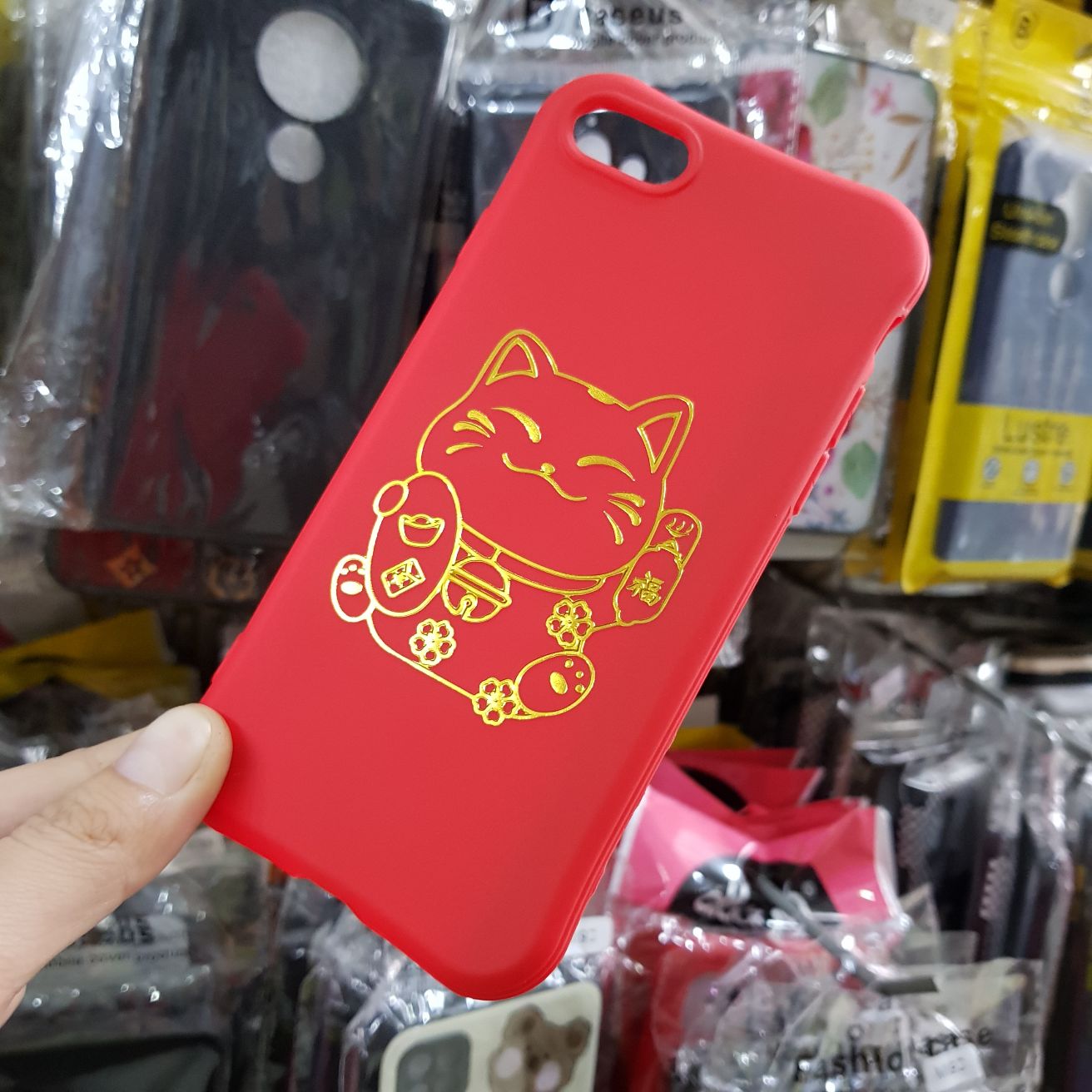 Ốp lưng iPhone 7G/8G Ốp tết dẻo đỏ in hình mèo thần tài siêu dễ thương