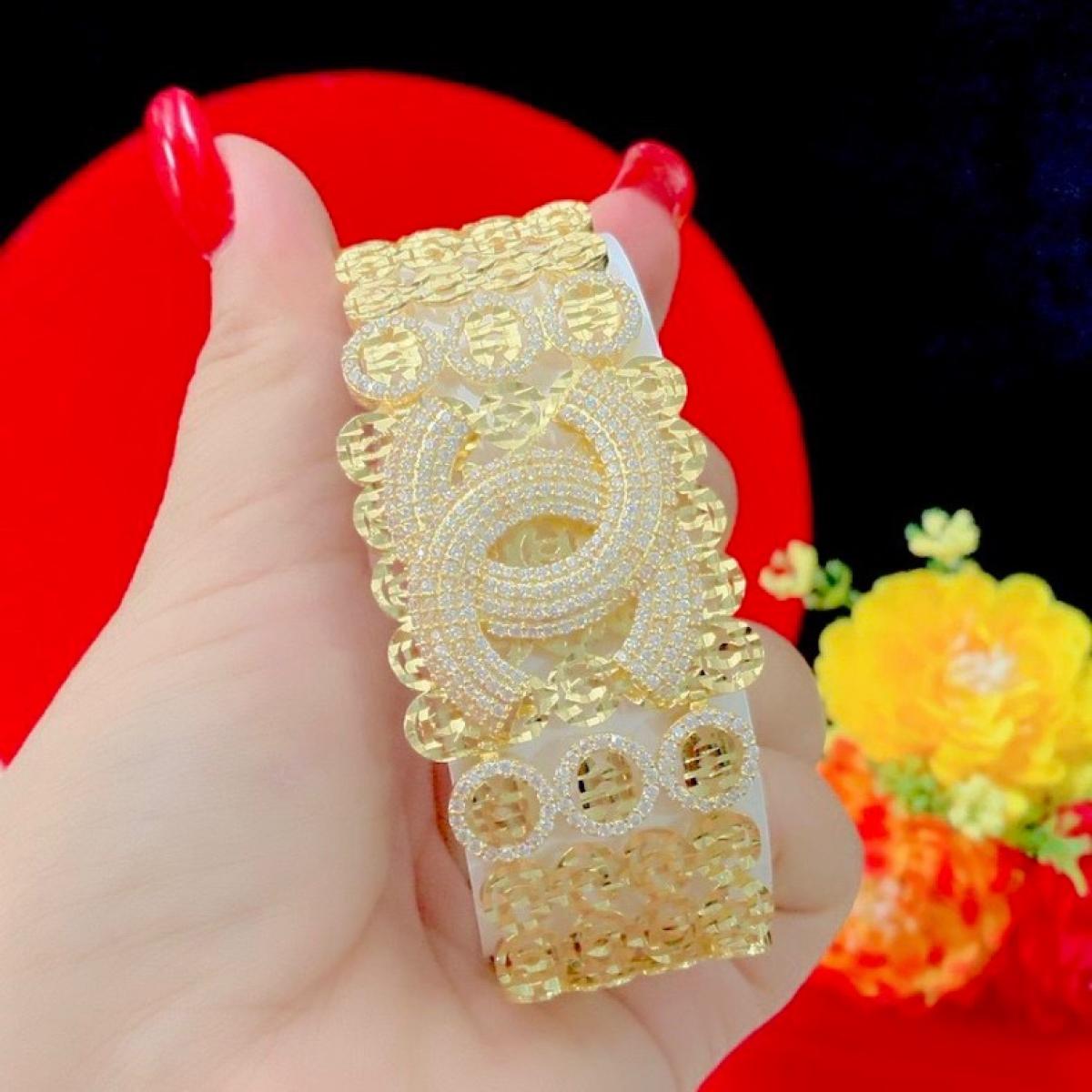 [ Siêu Bền - Siêu Rẻ - Giống Thật 100% ] Lắc tay nữ Vàng 18K mặt chữ C 100r  (mạ)