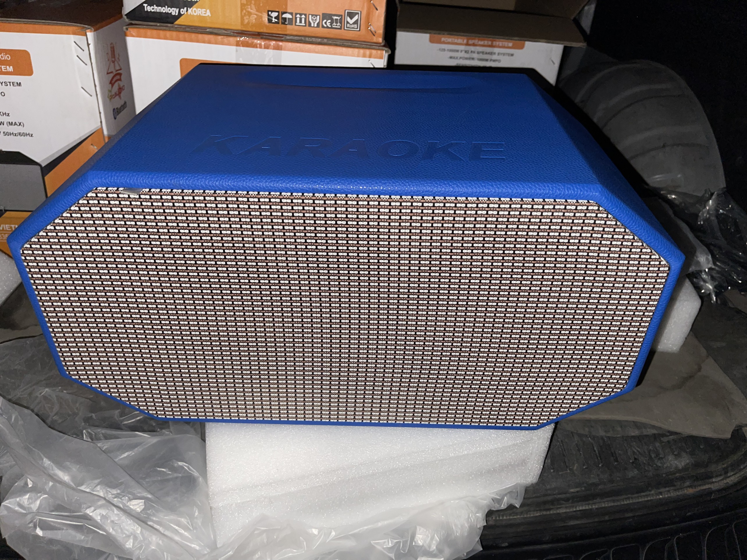 Vỏ thùng loa bass 20, 6 đường tiếng, âm thanh vòm, khoét sẵn lỗ mạch k10, k10plus, k18