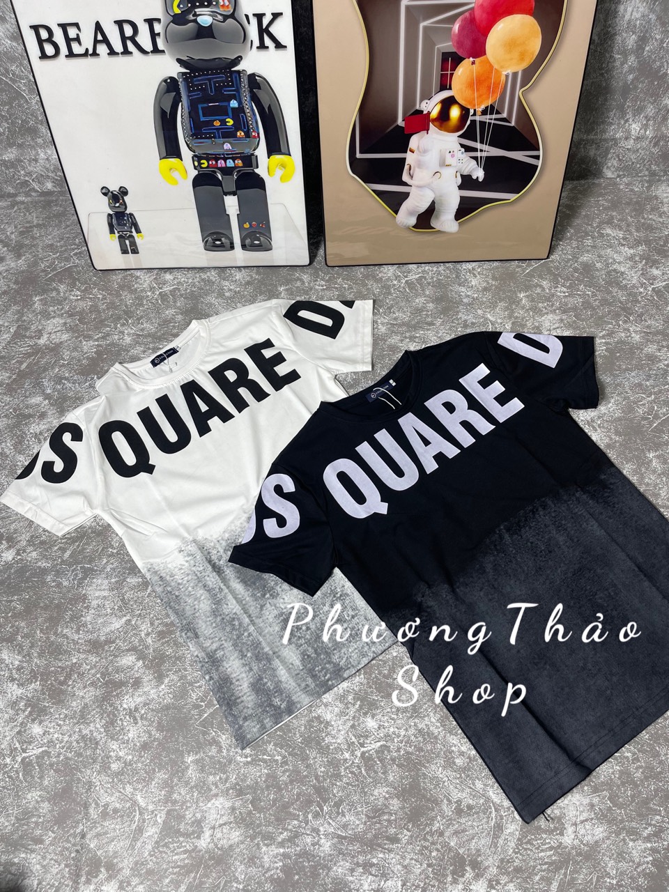 Áo thun cổ tròn tay ngắn nam nữ trắng đen phối loang in chữ chất vải cotton dày dặn
