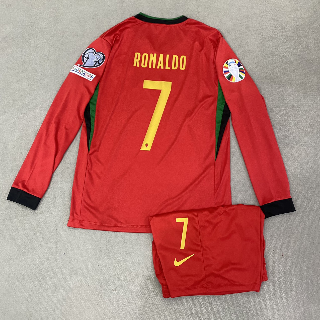 Bộ quần áo bóng đá Bồ Đào Nha BĐN Tay dài đỏ mới Euro2024 in tên RONALDO số7