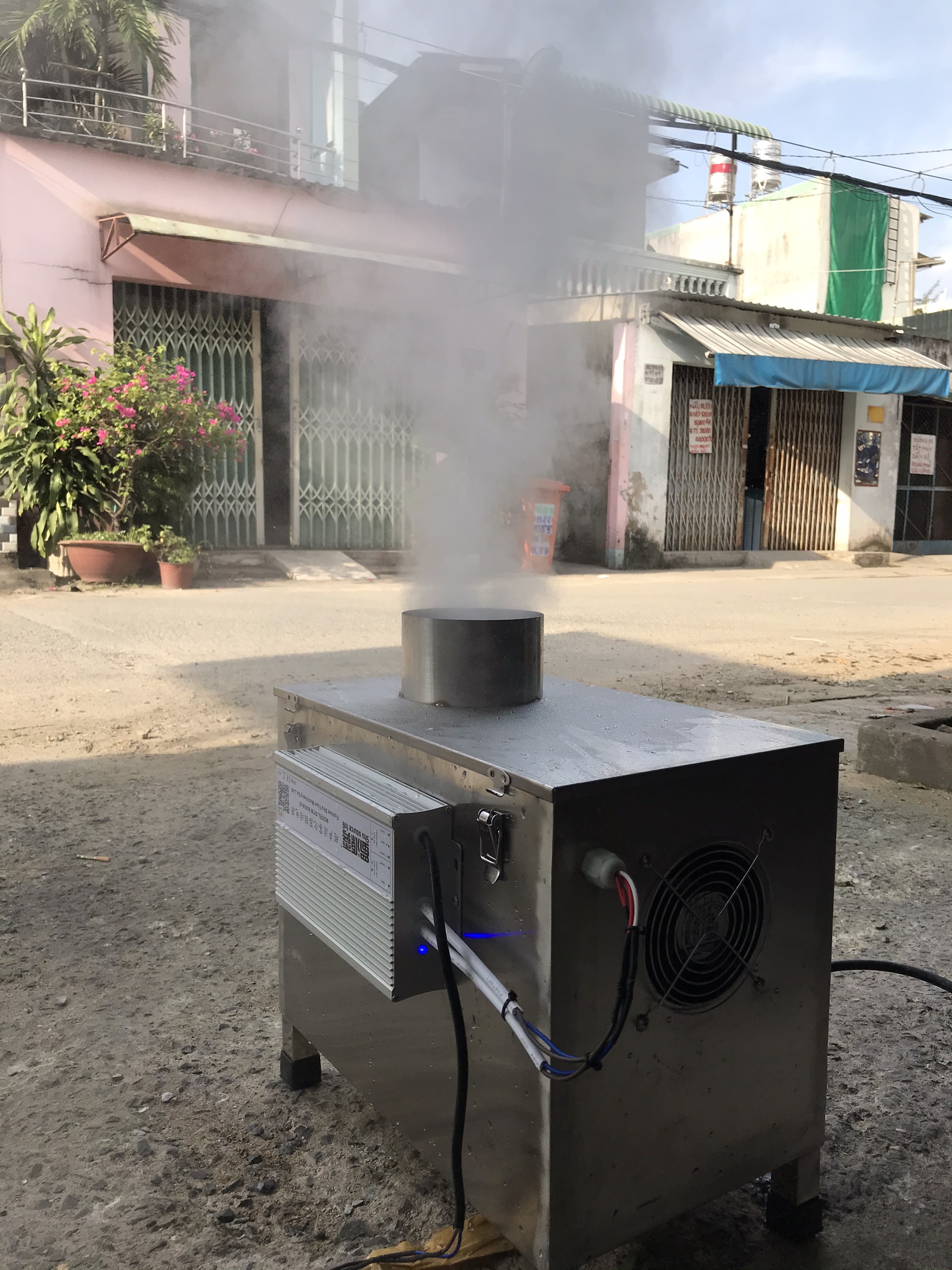 Máy phun sương siêu âm thùng inox 2 vỉ , tạo ẩm phòng 50-100m2