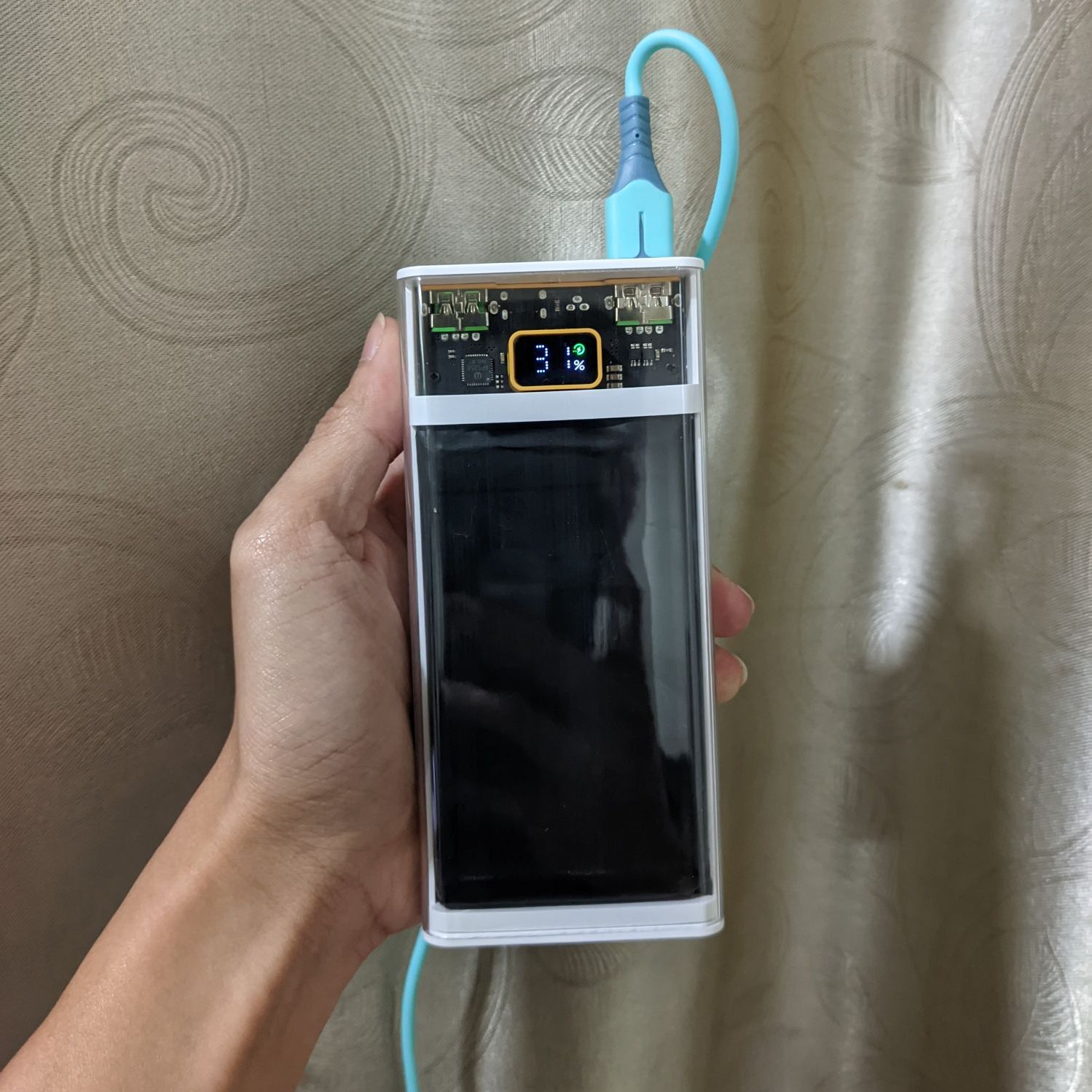 Sạc dự phòng trong suốt 22.5w dung lượng 20.000mah