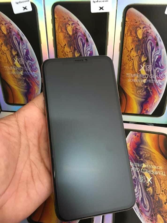 [HCM]KÍNH CƯỜNG LỰC CHỐNG VÂN TAY NHÁM DÀNH CHO IPHONE