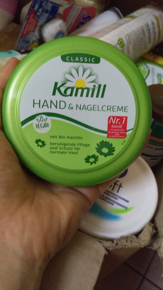 Kem dưỡng da tay và móng tay hoa cúc Kamill của Đức loại mới khuyến mại thêm 50ml