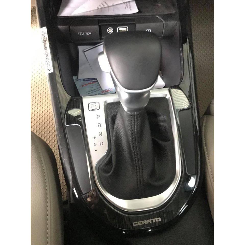 Ốp nội thất xe Kia Cerato 2019 2020 2021 2022- 5 Chi Tiết, mẫu titan cao cấp, Có Sẵn Keo Dính Dễ Dàng Lắp Đặt Tại Nhà, Phụ Kiện Trang Trí Xe Sang Trọng Hơn