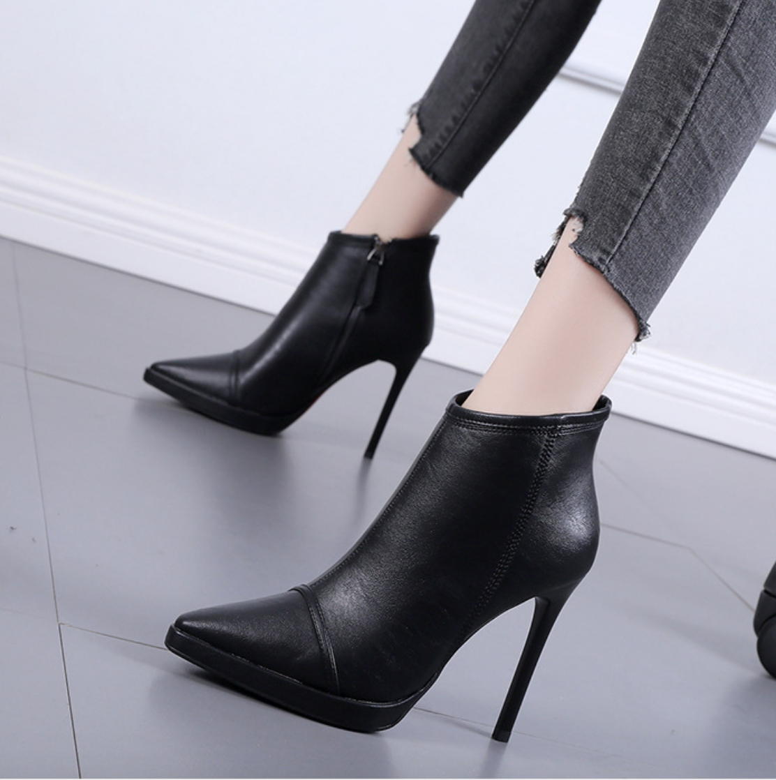 Boot nữ cao gót 10cm mũi nhọn đúp mũi đơn giản gbn109