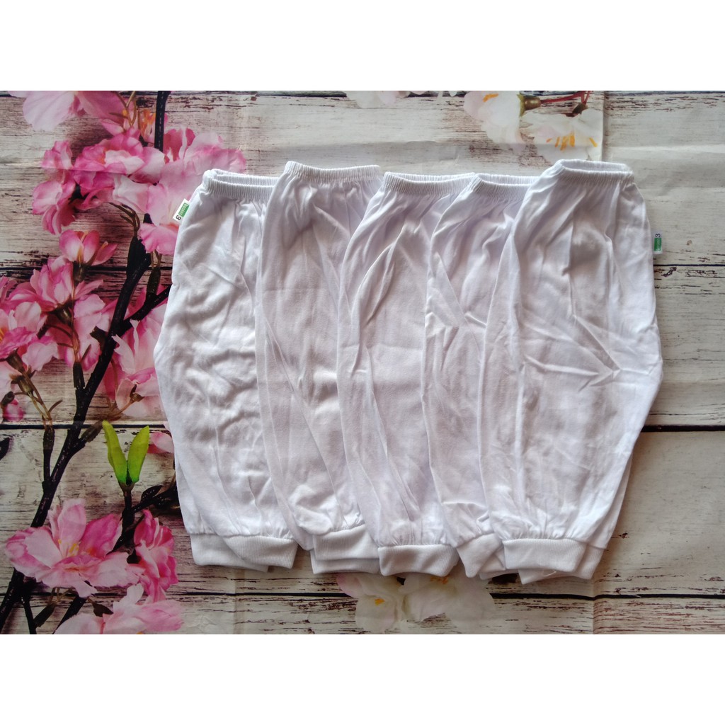 Set 5 quần dài trắng ống bo cotton cho bé 3- 26 ký