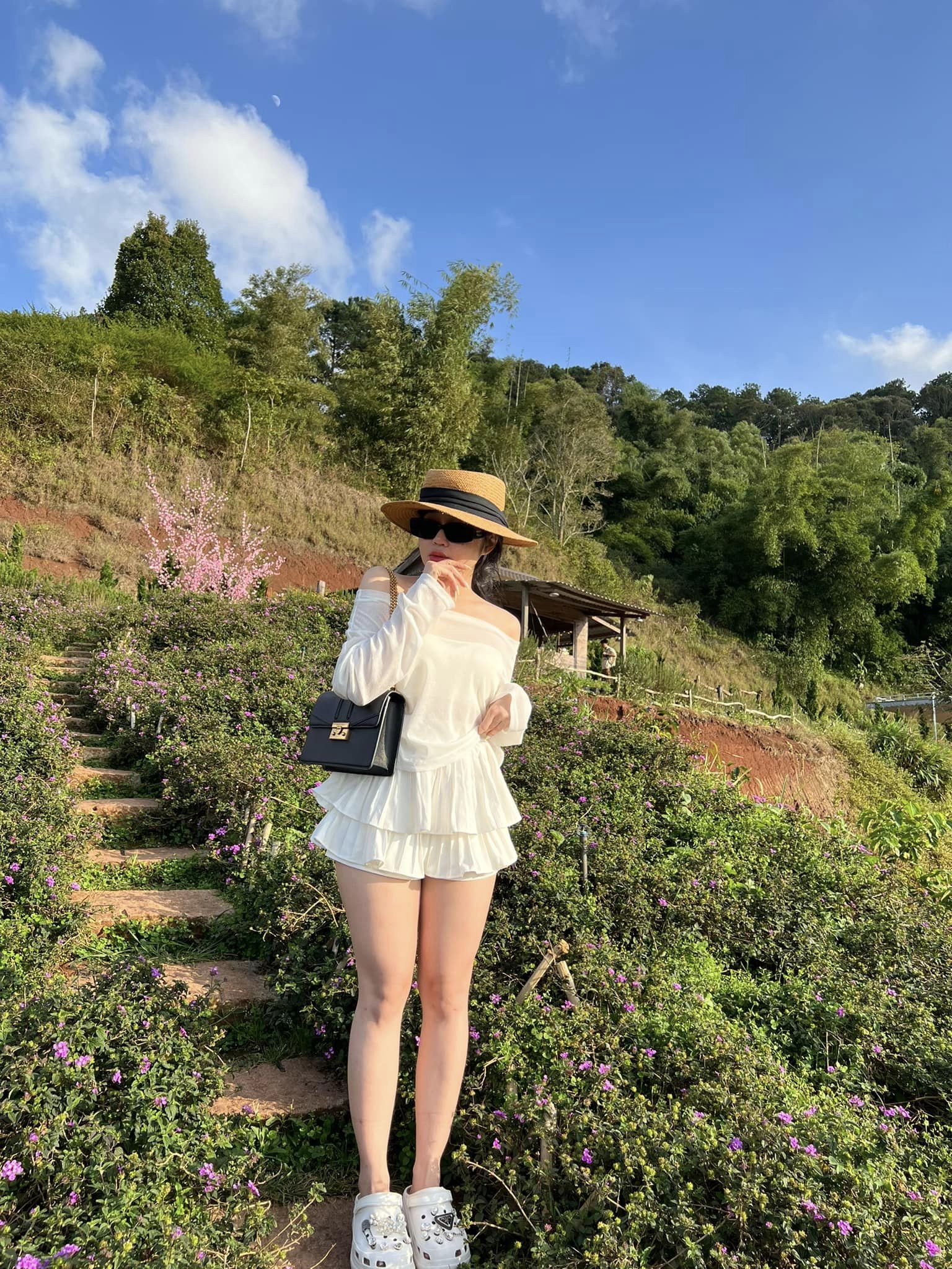 Chân váy nữ xếp ly hai tầng