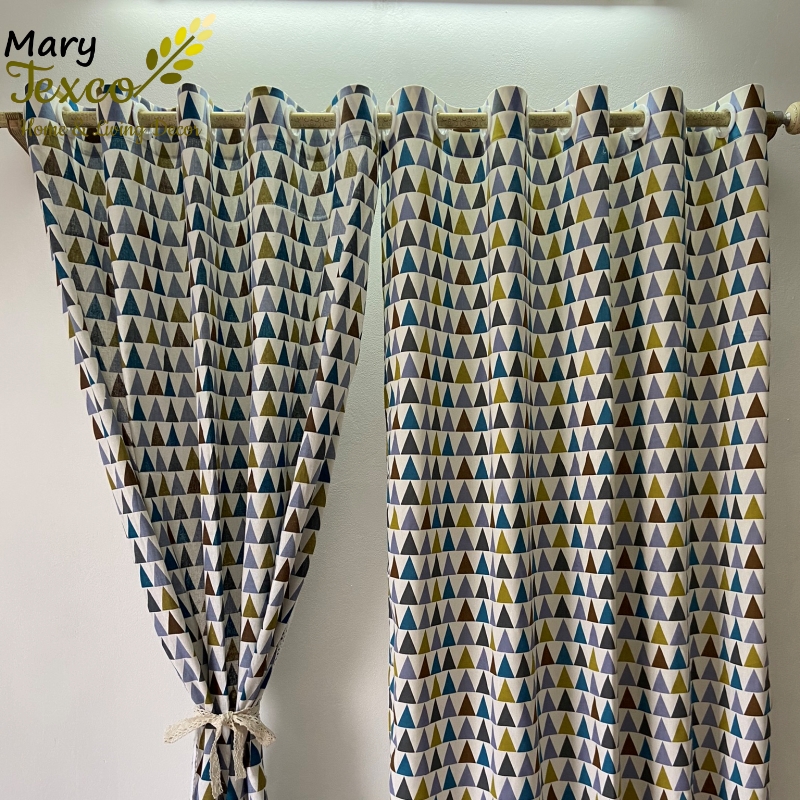 Rèm cửa Mary Texco đẹp chống nắng nhiều mẫu mã cực rẻ, hoàn thiện đục lỗ ô rê, ốp khoen nhựa trắng D45 mm - họa tiết Tam giác xanh vàng nâu -R-B09