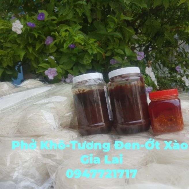 COMBO 2KG PHỞ KHÔ GIA LAI + 500g TƯƠNG ĐEN + 200g ỚT XÀO