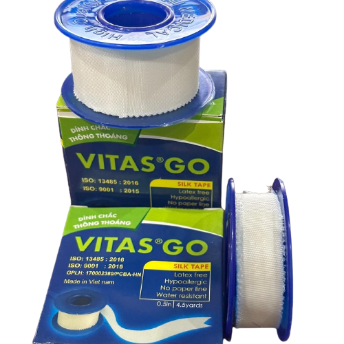 Băng keo lụa Vitas Go ,băng dính, băng dán , băng tay Thông thoáng, dính chắc lốc 12 cuộn bản nhỏ 1.5cm và bản lớn 2.5cm chăm sóc chấn thương