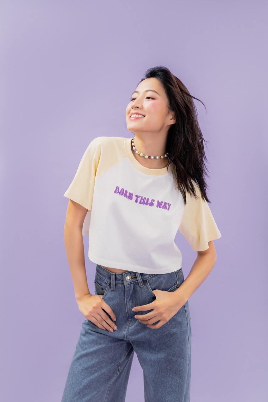 LIBÉ - Áo thun tay ngắn raglan in chữ thân trước