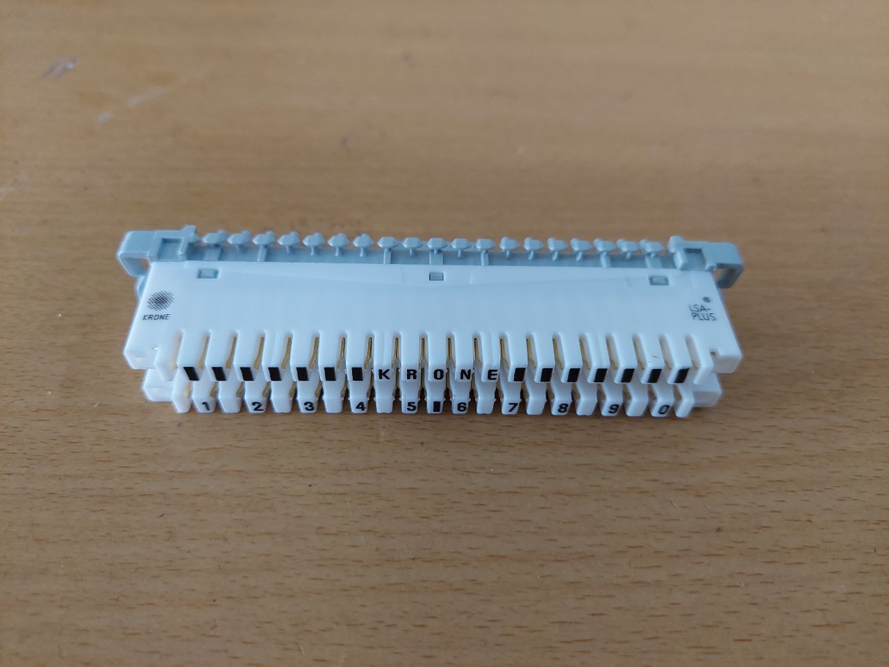 Phiến đấu dây điện thoại krone 10 đôi
