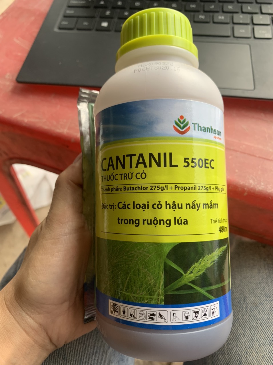 Thuốc trừ cỏ cantanil 550ec 480ml