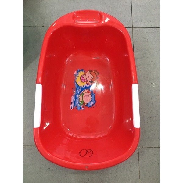 Thau tắm nhỏ