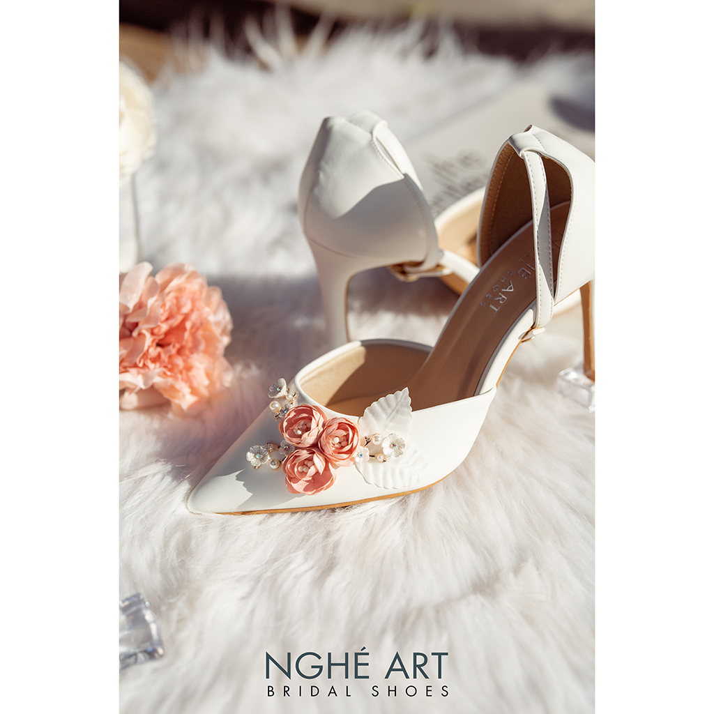 Giày cưới Nghé Art quai ngang đính hoa 8 phân 216-08