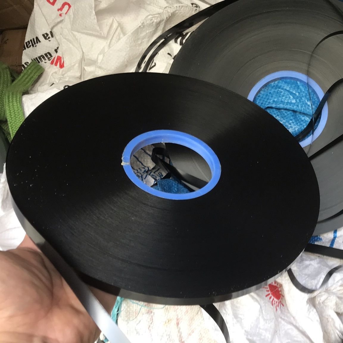 Màng bọc cách điện biến áp xuyến -0.8 kg 0972386873
