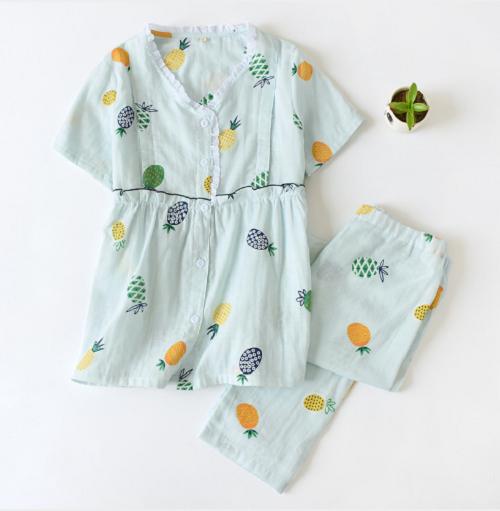 Bộ đồ bầu và sau sinh Quảng Châu cổ V -Áo cộc quần dài