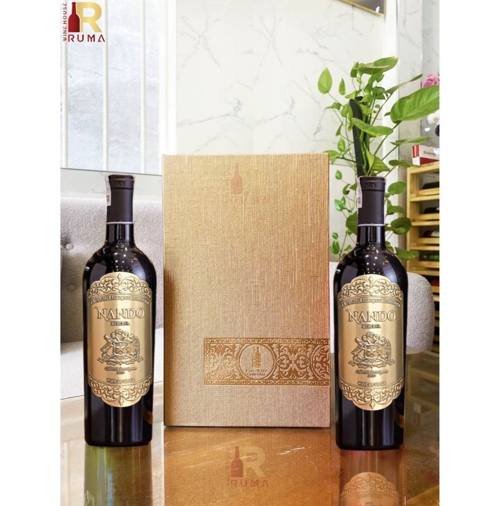 Set quà tặng rượu vang Chile Nando sang trọng - Hộp da vàng đôi