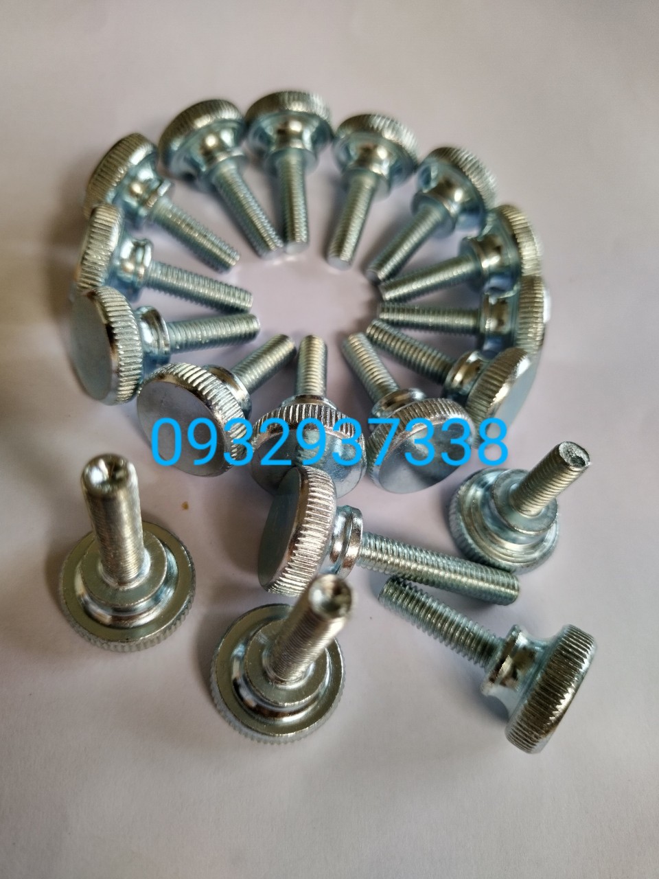 Bu lông núm vặn ren m6 x 20mm; m6 x 30mm/núm vặn bằng thép mạ kẽm m6 x 2cm; m6 x 3cm