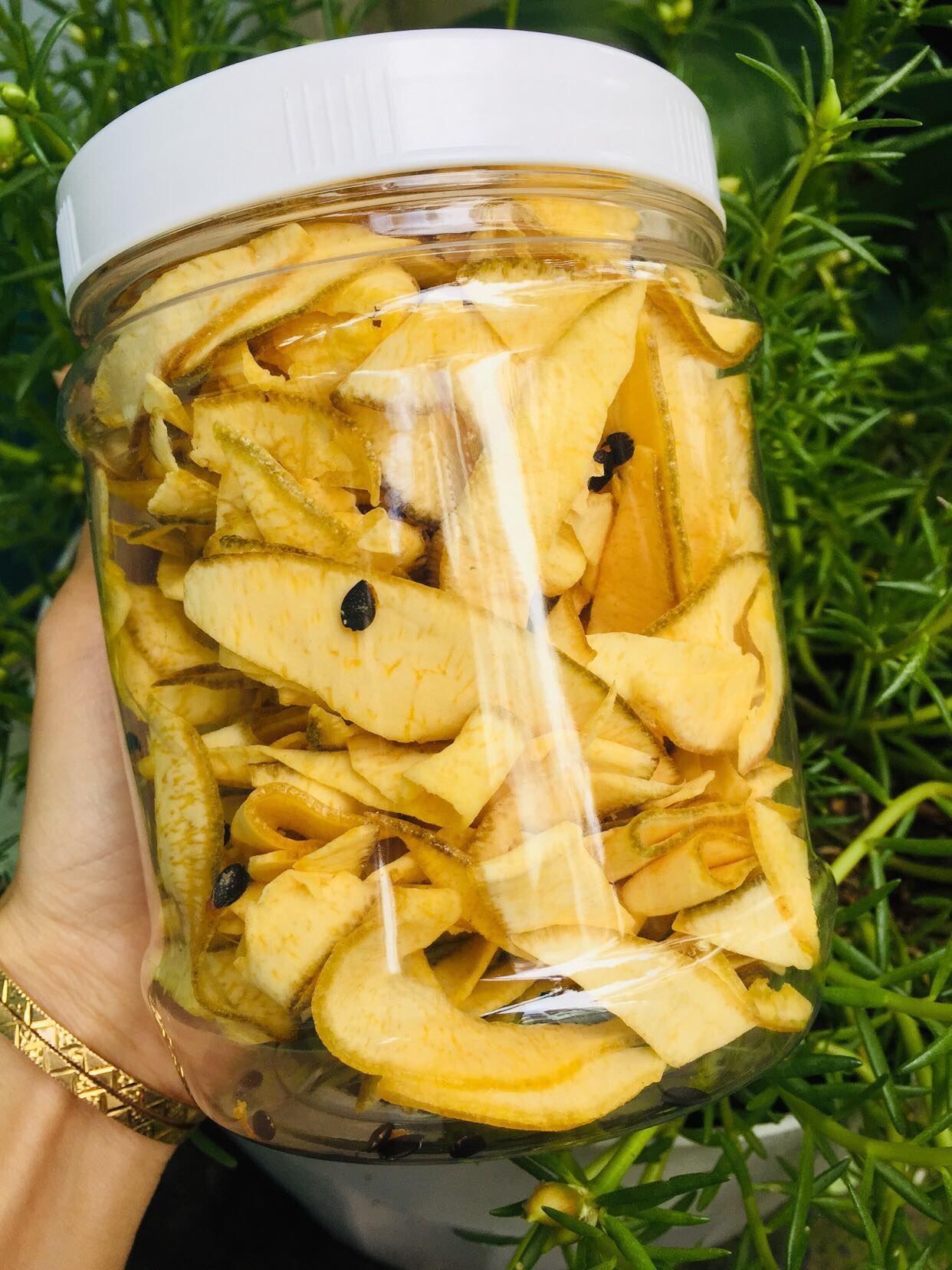 200g Vỏ bưởi sấy dẻo chanh dây chuẩn  nhà làm đường phèn ngọt nhè nhẹ, thực phẩm đạt chất lượng tốt, sản phẩm chất lượng cam kết như hình