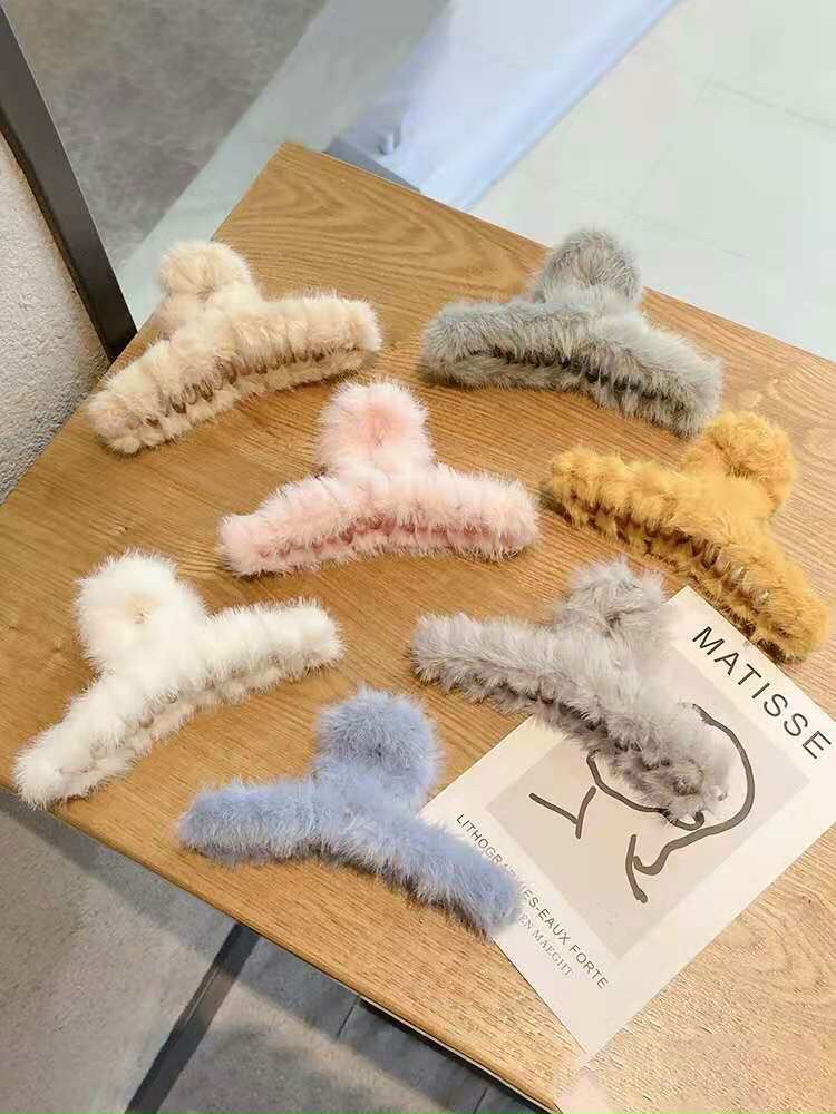 Kẹp càng cua (gấp tóc) mẫu chữ T phủ lông mịn dễ thương Phụ Kiện 68