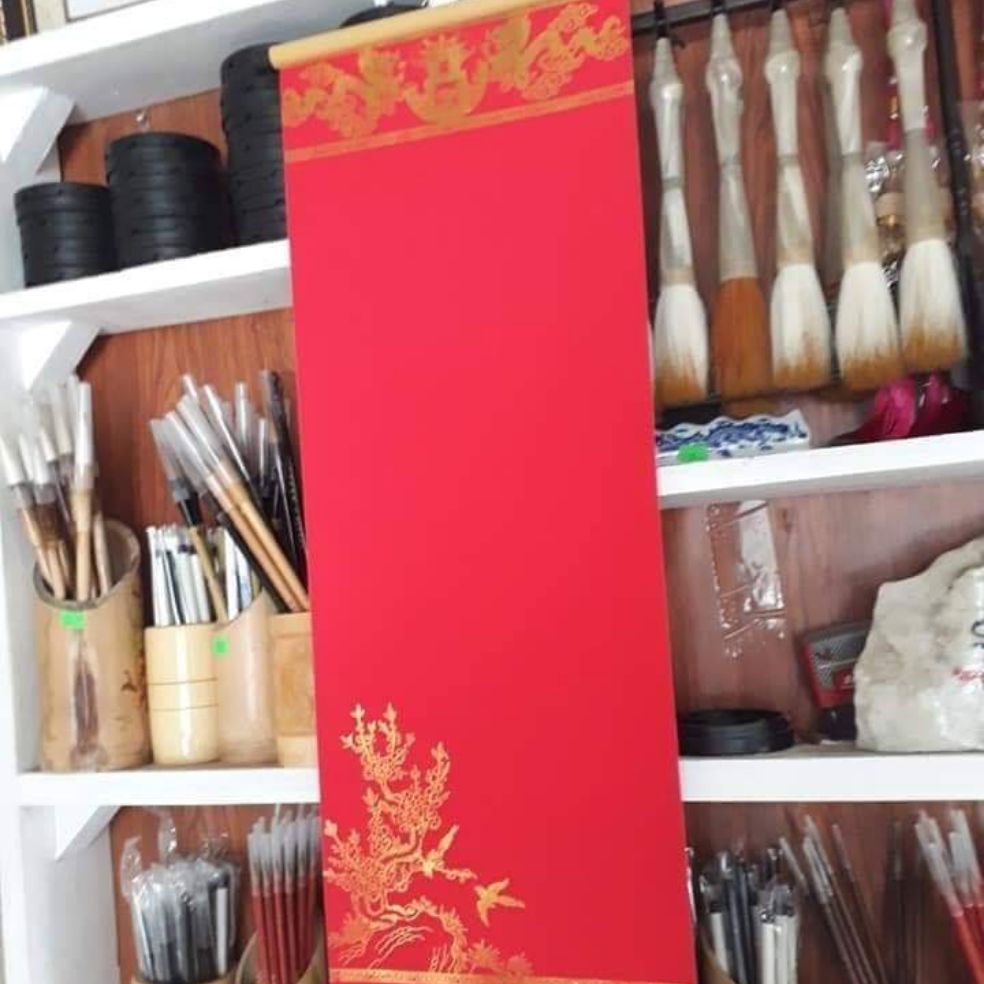combo 10 tờ Giấy viết thư pháp. Giấy đỏ, Kích thước 27x80cm.  Cả nẹp treo