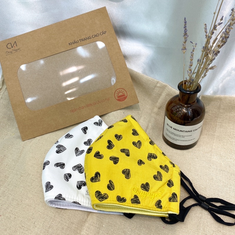 Khẩu trang vải trái tim cao cấp Duy Ngọc - có nẹp ôm sát mũi, chất liệu cotton dày dặn, thiết kế sành điệu (8809)