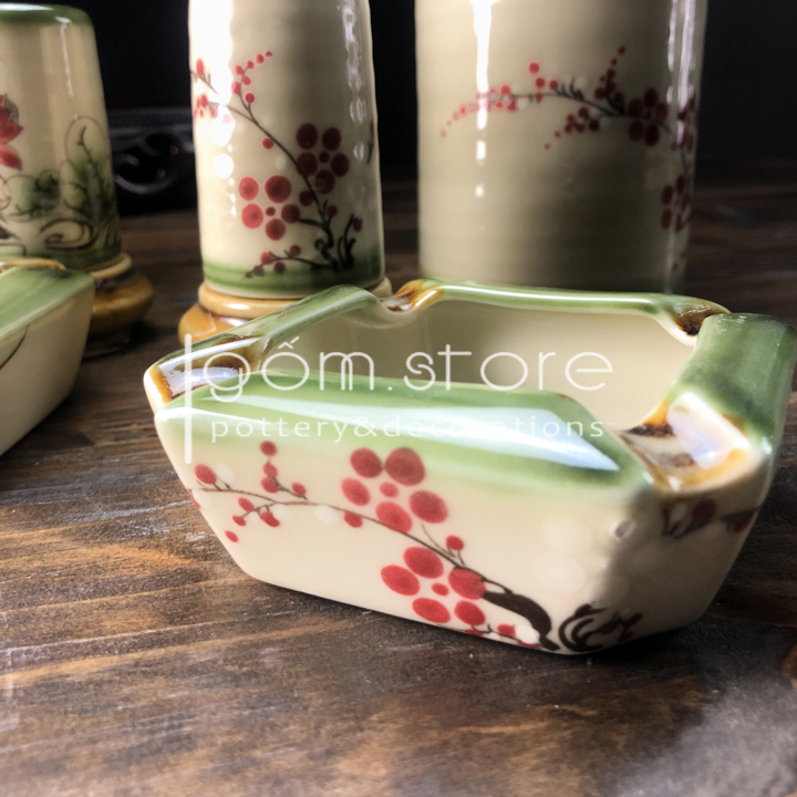 Phụ kiện ấm chén Bát Tràng vẽ tay hoa sen, đào