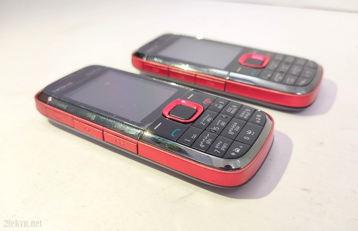 Điện thoại độc cổ nokia 5130 giá rẻ tặng kèm sim 4g