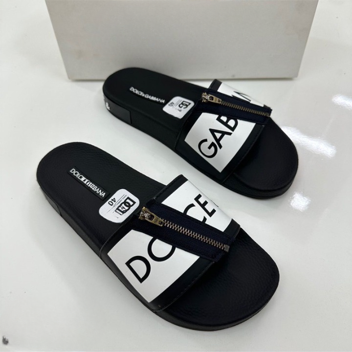 Dép Nam Nữ D-G khóa chéo, Dép Khóa Icon Ds-q2 Khóa Zip Đế Cao Su Non Chống Thá Nước Mẫu Hot Trend 2023 Ladyofficial