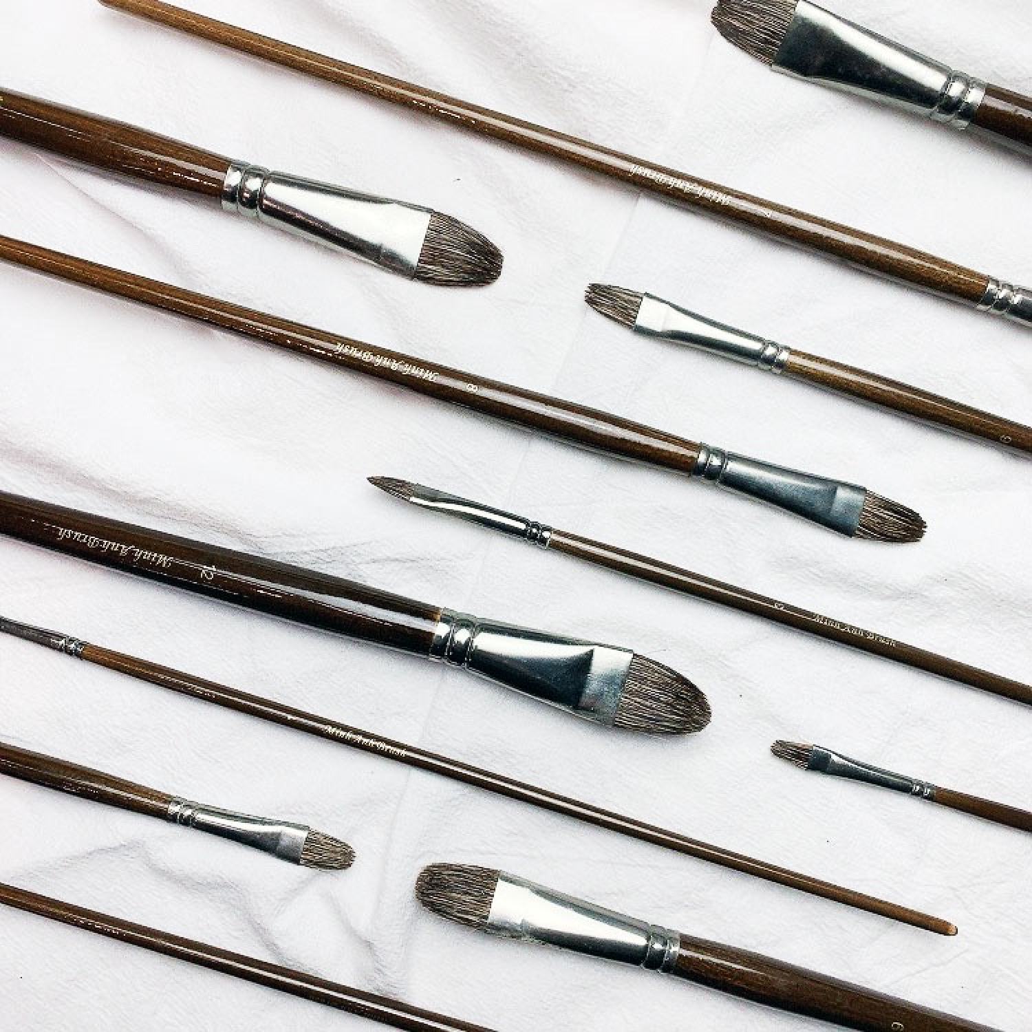 Cọ vẽ đầu oval - cọ lưỡi mèo lông ngựa minh anh brush