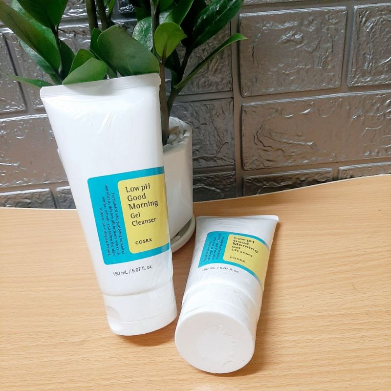 Sữa rửa mặt dạng gel cosrx 150ml. giúp sạch da kiềm dầu.