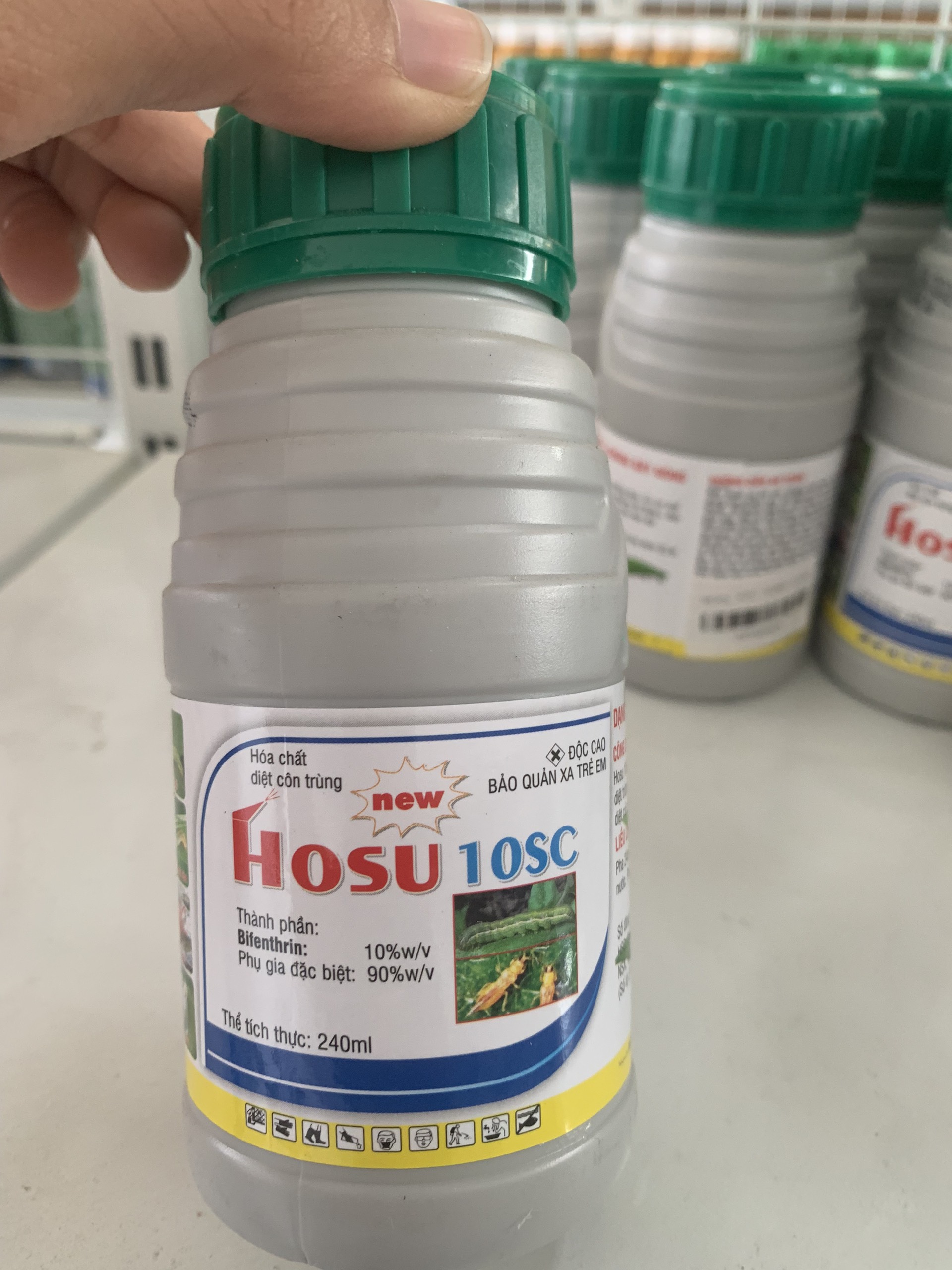 Hosu thuốc diệt sâu, rầy, côn trùng.