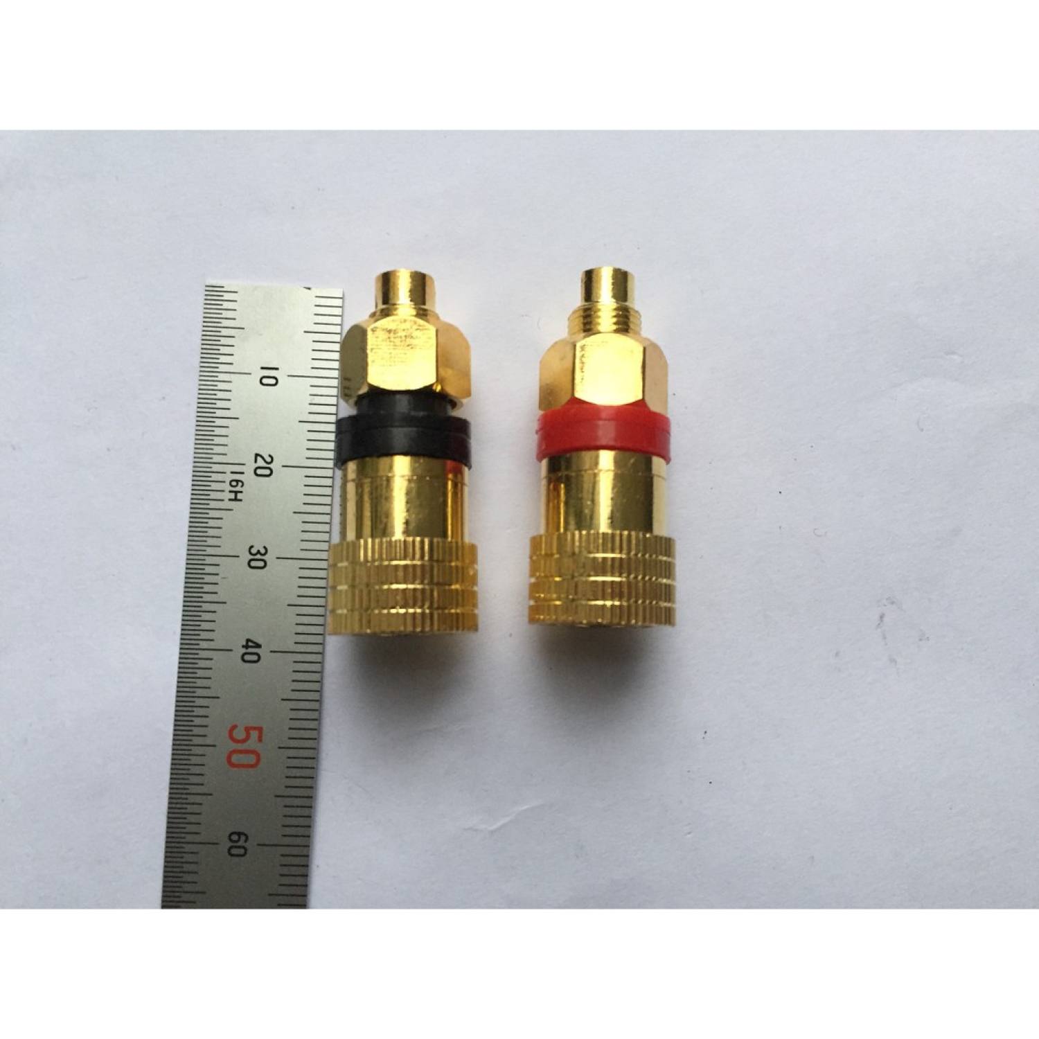 Cọc Bình Bằng Đồng Nguyên Chất (1 cặp) 18