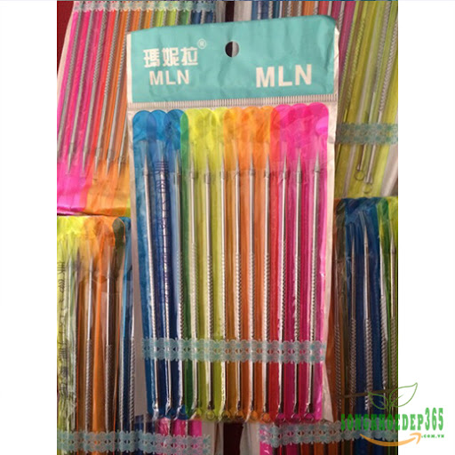 [HCM]BICH  12 CÂY NẶN MỤN 2 ĐẦU