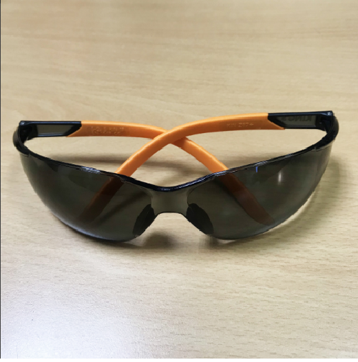 Kính râm bảo hộ màu đen King's KY2222